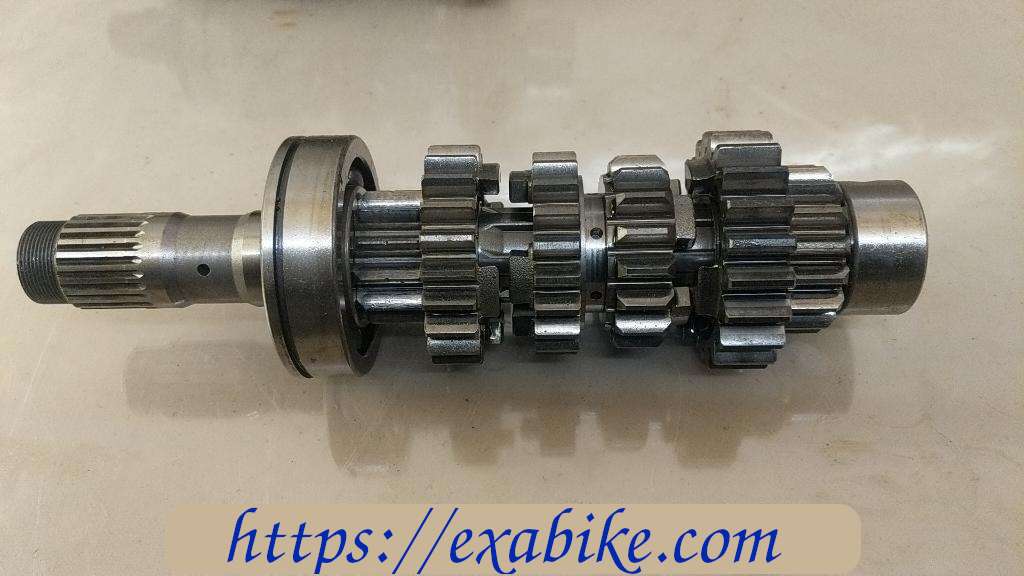 gearbox primary shaft Suzuki GSXF 600 - photo 1
