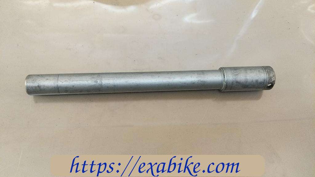 wheel axle, front Honda CBF 600 - photo 1