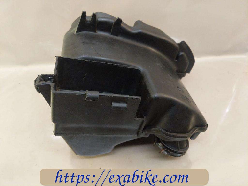 air cleaner box Honda CBF 600 - photo 2