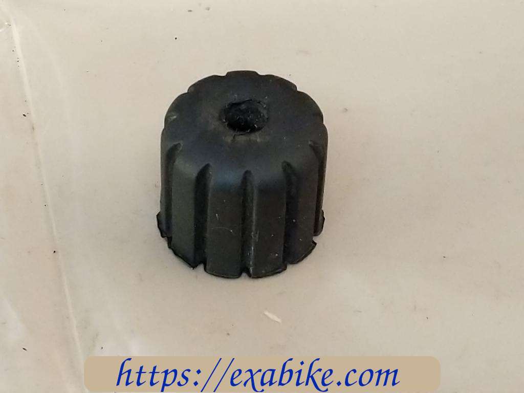 fuel tank rubber Honda CBF 600 - photo 1