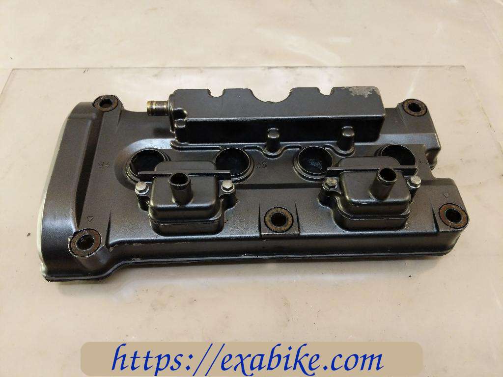 cylinder head cover Honda CBF 600 - photo 1