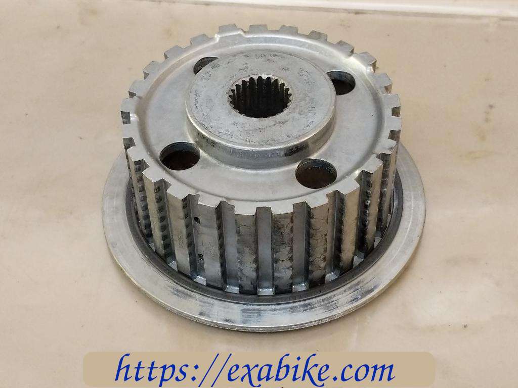 noix d'embrayage Honda CBF 600 - photo 1