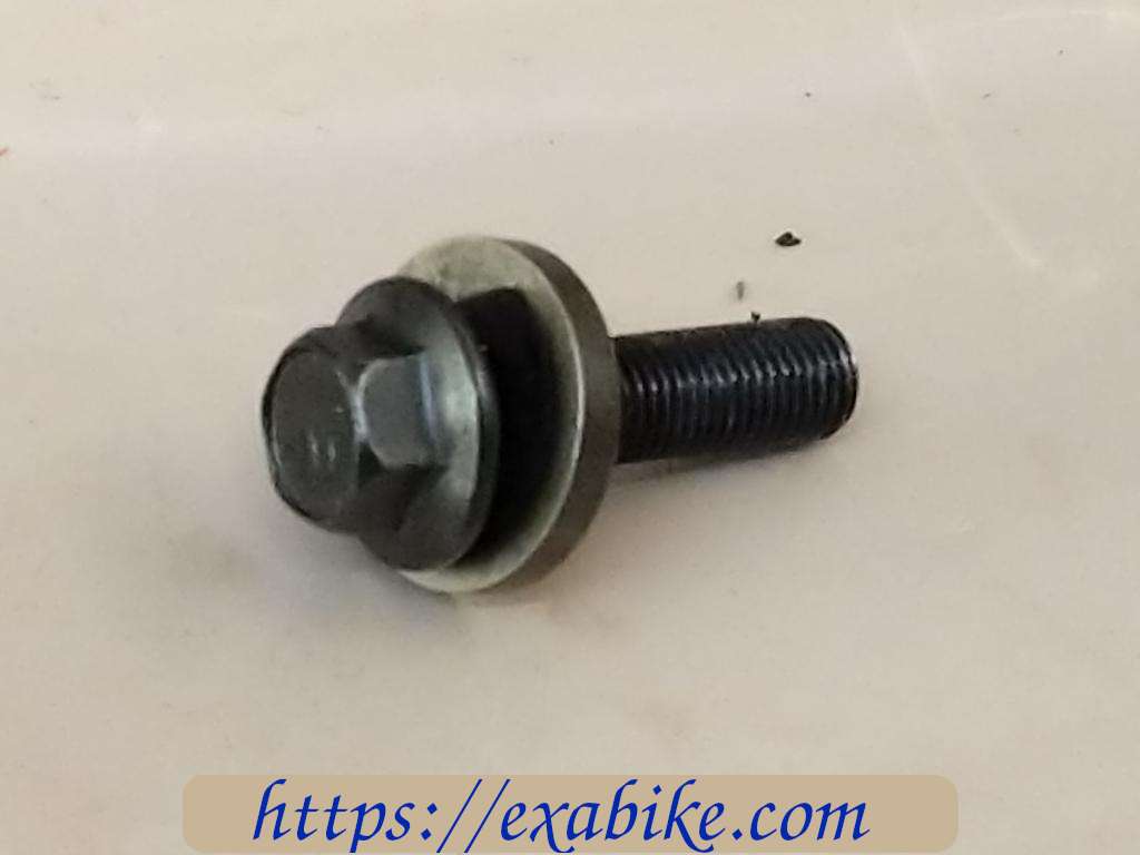 generator rotor bolt Honda CBF 600 - photo 1
