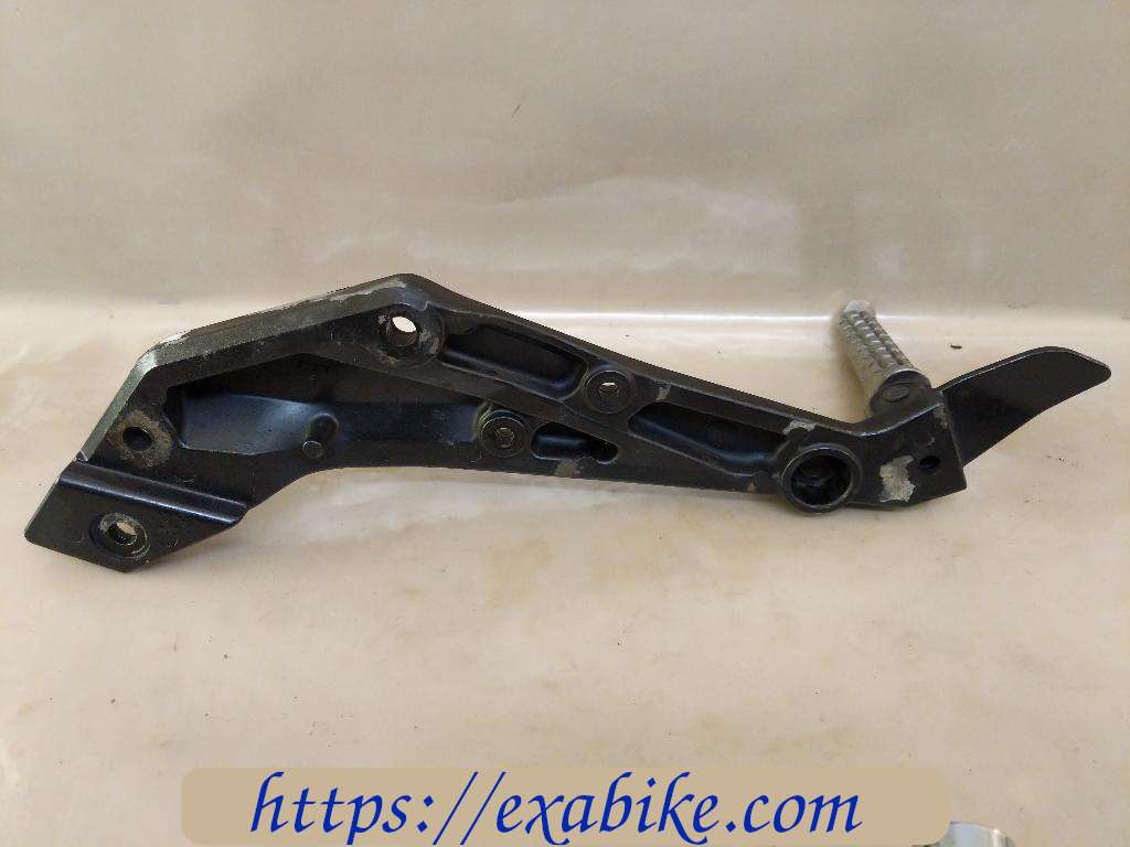 footrest plate, right Kawasaki GPZ 1100 - photo 2