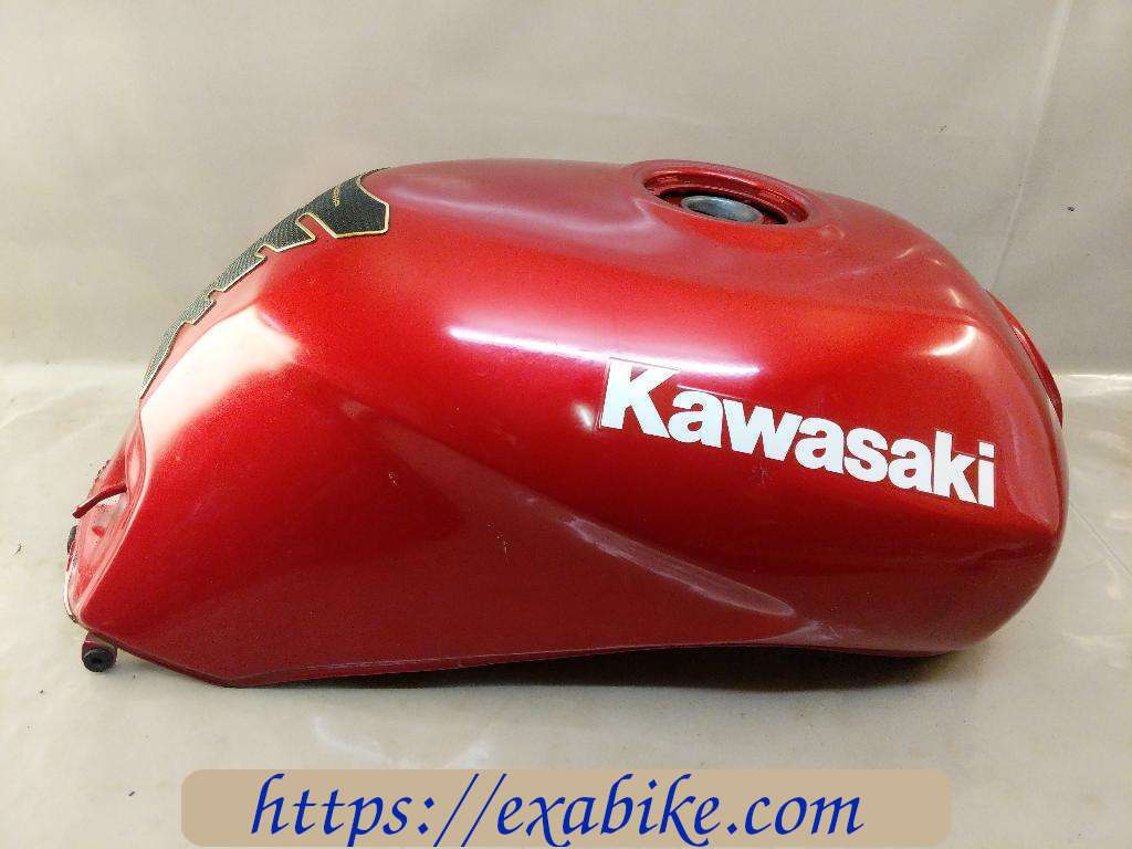 fuel tank Kawasaki GPZ 1100 - photo 2