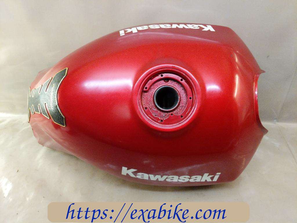 fuel tank Kawasaki GPZ 1100 - photo 6