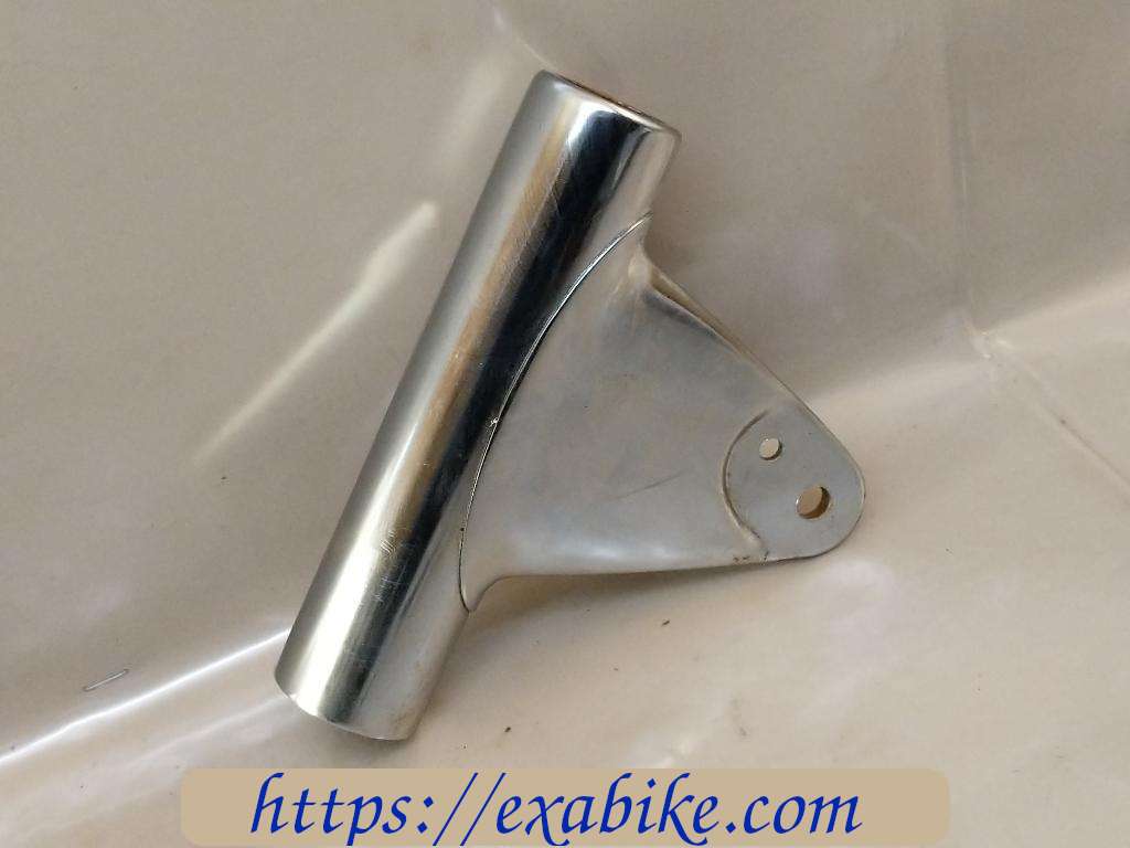 headlight holder, right Yamaha RD 125 - photo 1