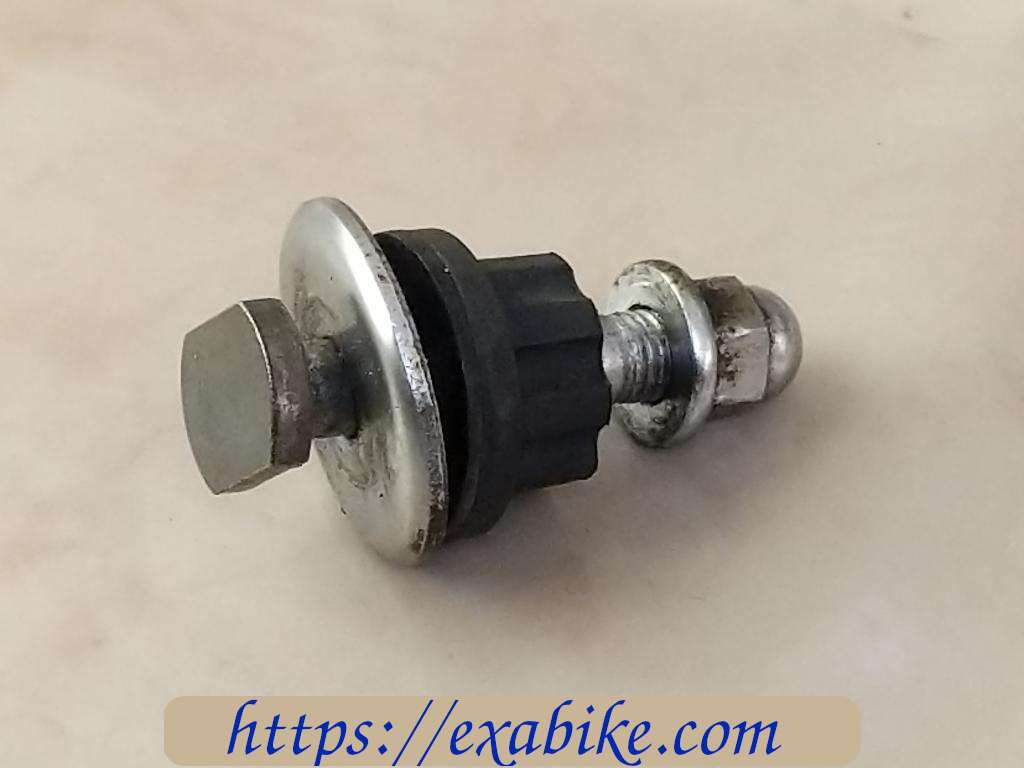 boulon de fixation de silencieux Kawasaki GPZ 1100 - photo 1
