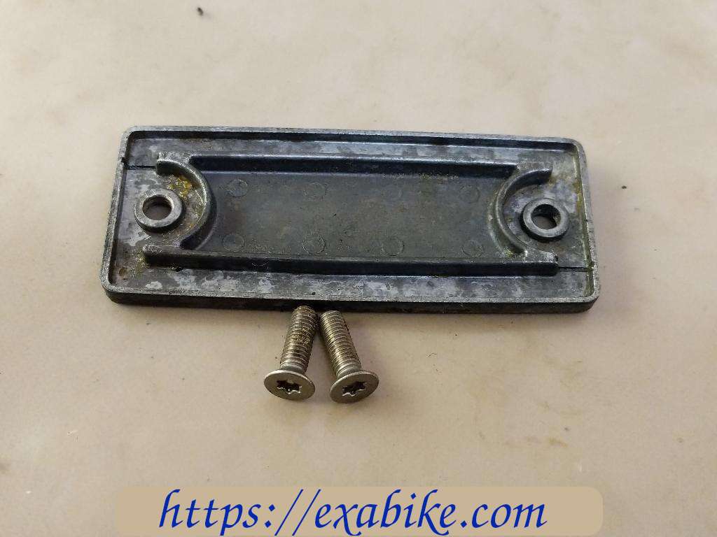 master cylinder cover Kawasaki KZ650 - photo 2