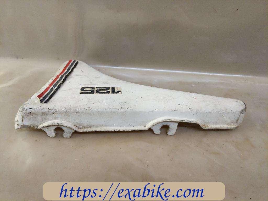 side cover, right Yamaha XT 125 - photo 2