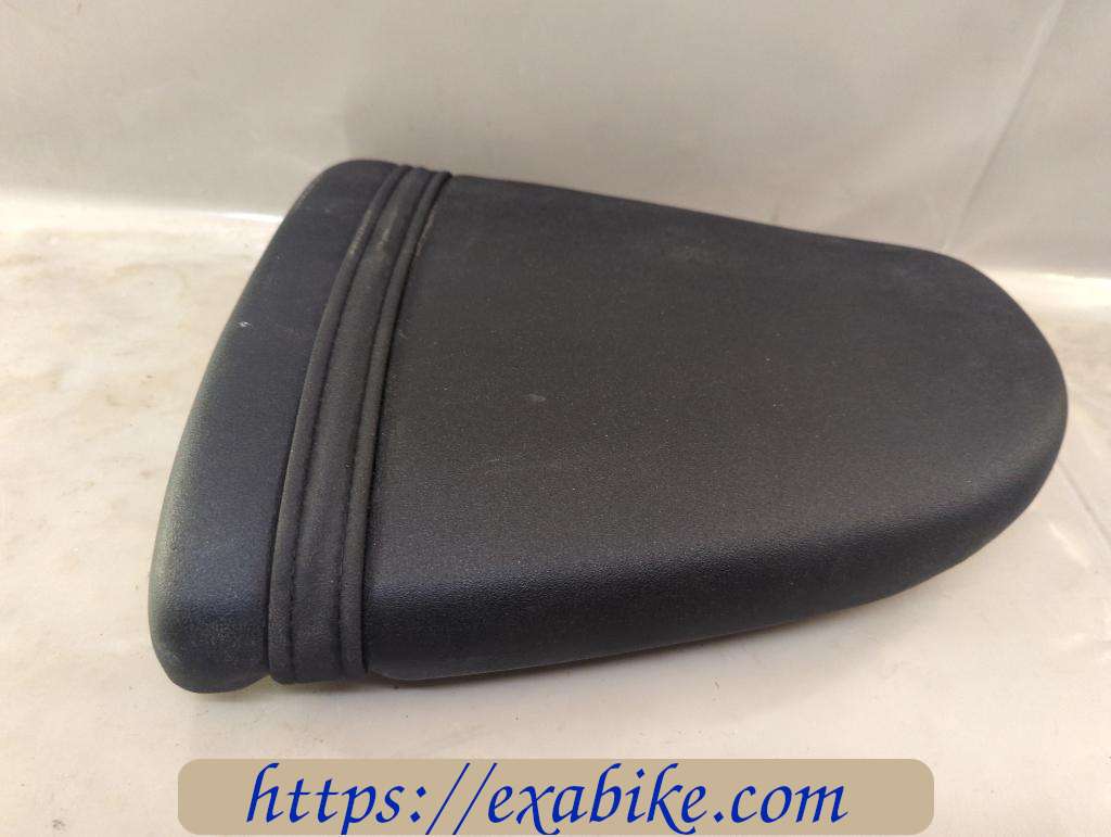selle arrière Suzuki GSXR 600 - photo 1
