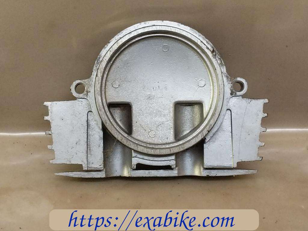 cylinder head cover Yamaha XV 125 Virago - photo 2
