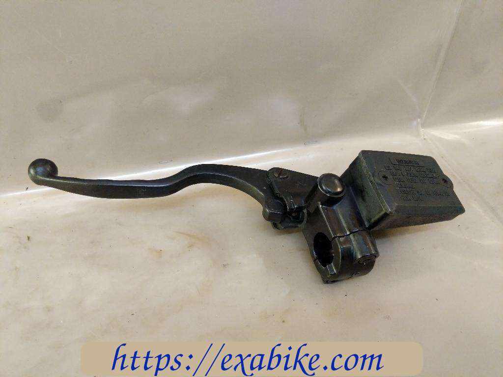 clutch master cylinder Kawasaki GPX 750 - photo 1