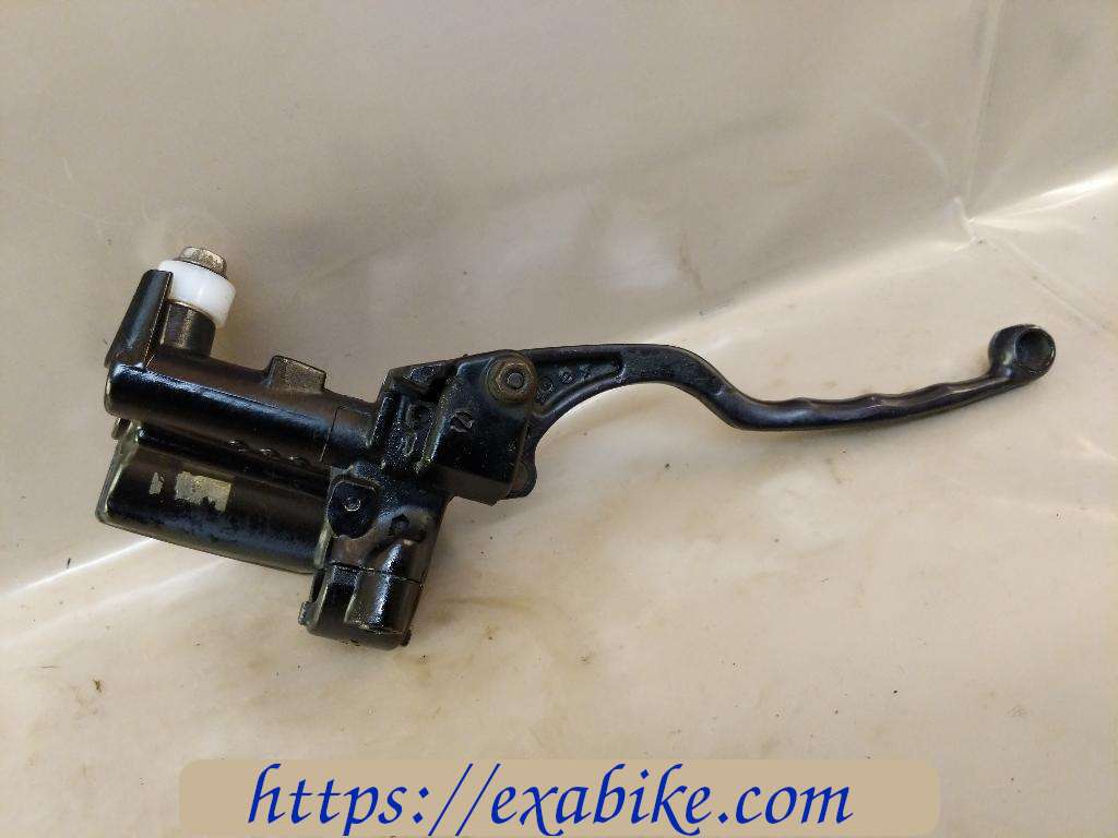 clutch master cylinder Kawasaki GPX 750 - photo 3