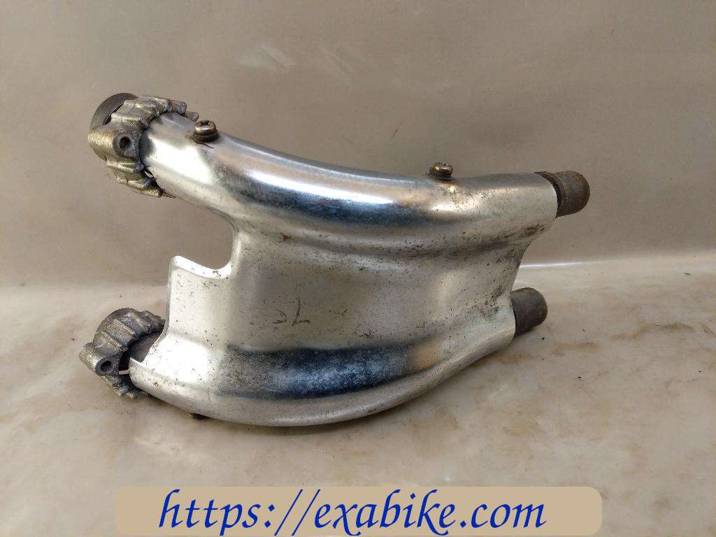 exhaust manifold, rear Honda VF750F - photo 1