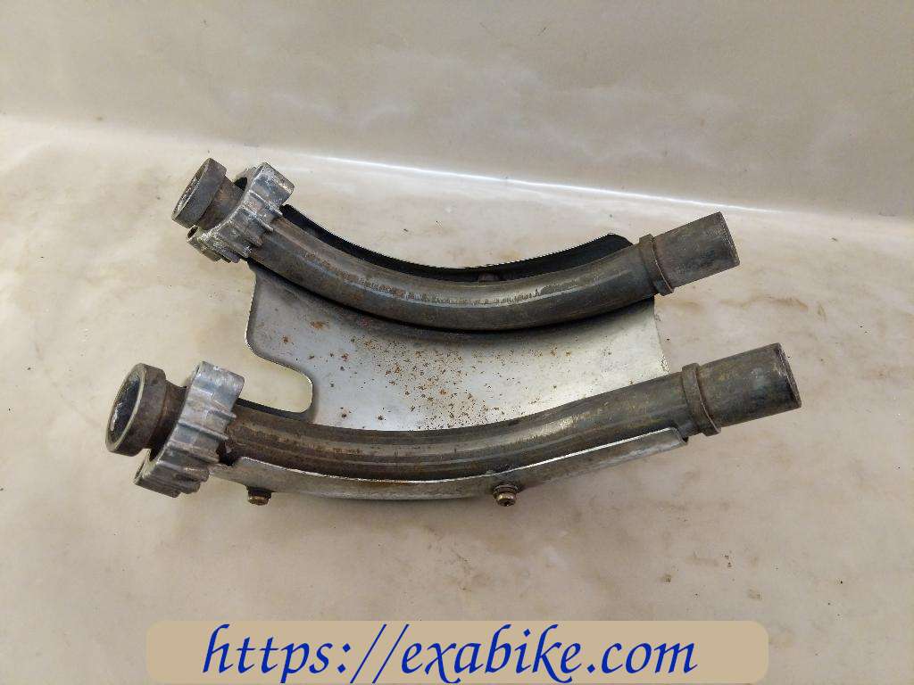 exhaust manifold, rear Honda VF750F - photo 2