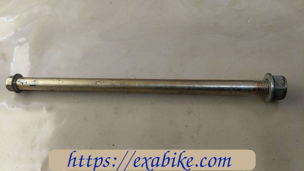 engine bolt Sym GTS 125 - photo 1