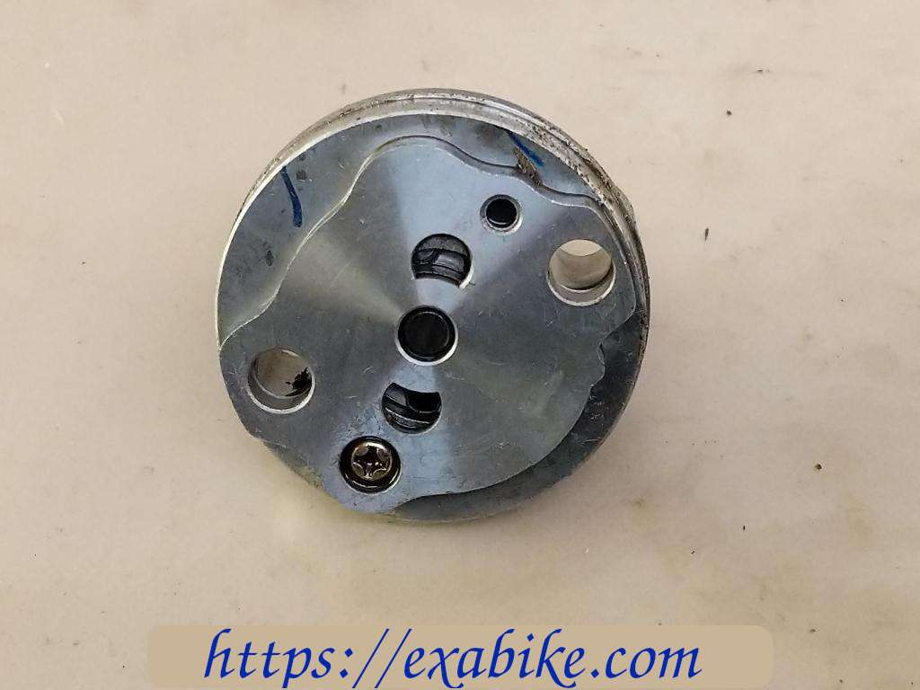 oil pump Sym GTS 125 - photo 2