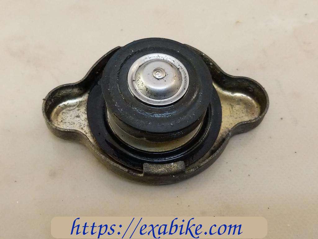 radiator cap Honda CBR 600 - photo 2