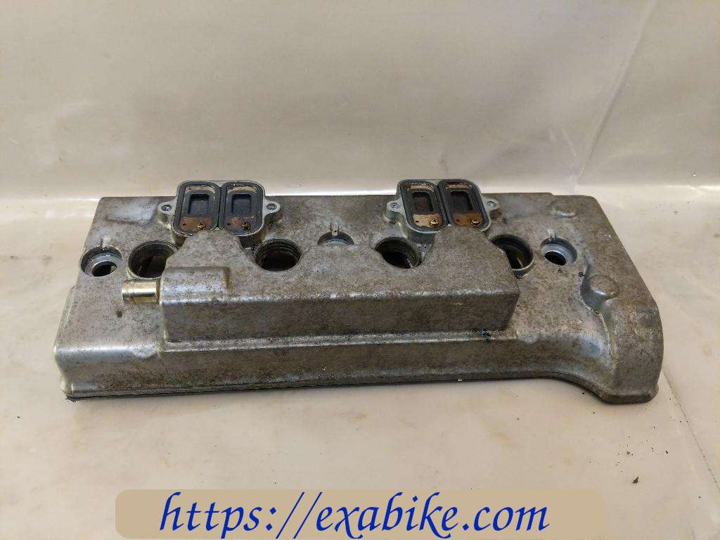 cylinder head cover Honda CBR 600 - photo 1