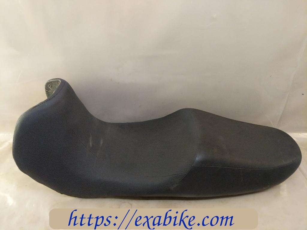 selle Suzuki GSXF 750 - photo 2