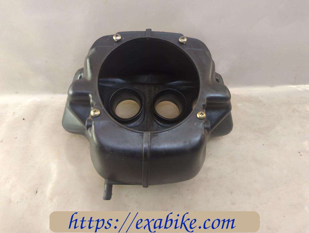 air cleaner box Suzuki GSXF 750 - photo 2