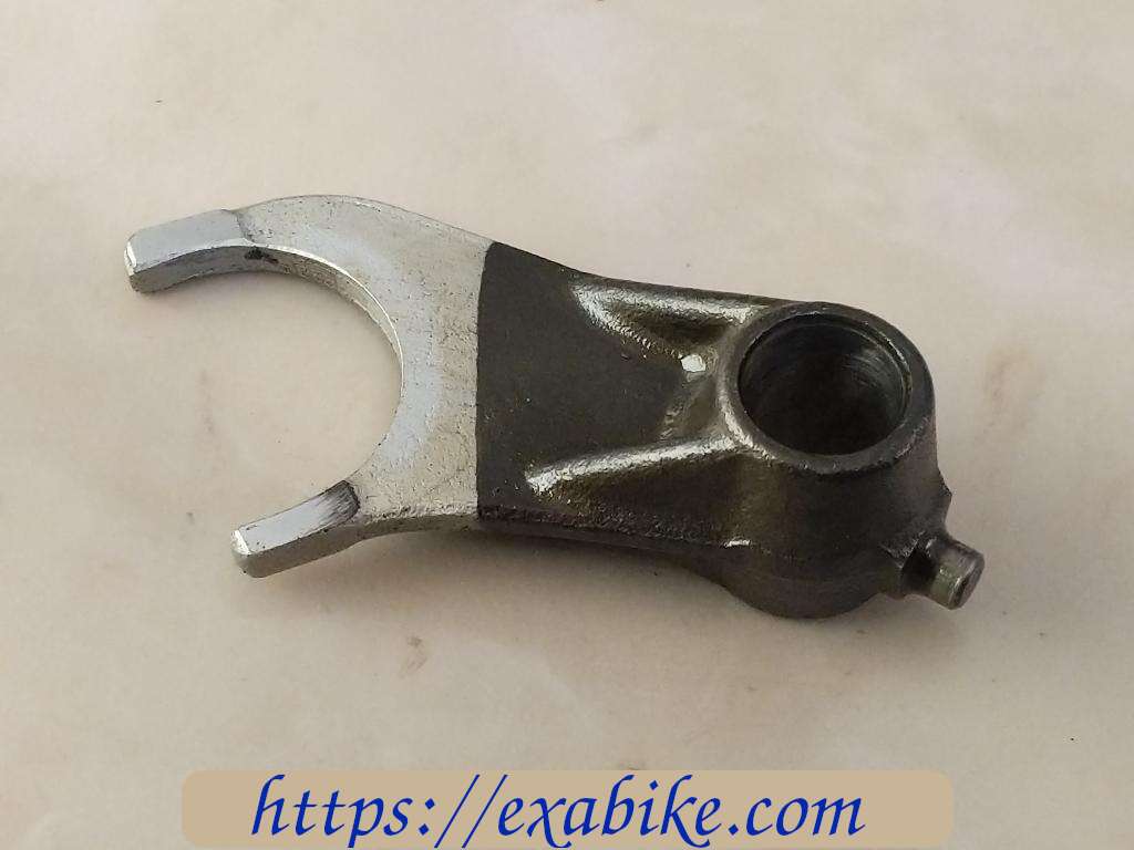 gearshift fork, center Suzuki GSXF 750 - photo 1