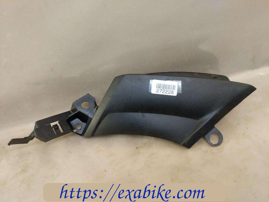 élément plastique Yamaha FZ6 - photo 1
