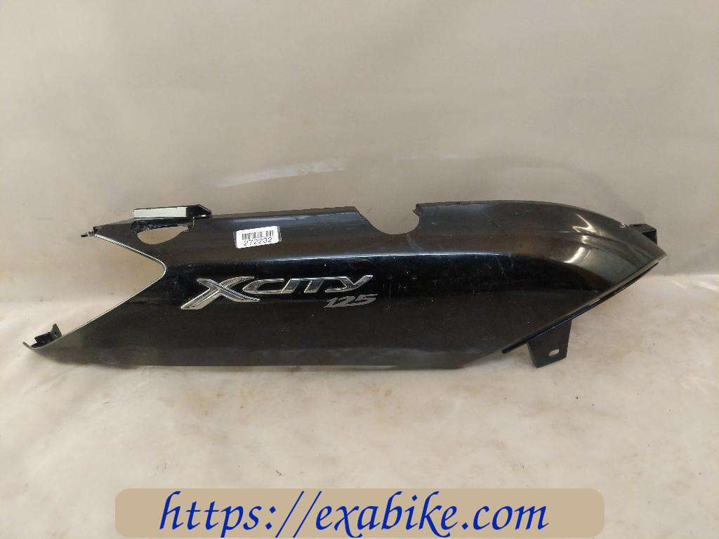 rear side fairing, right Yamaha Xcity 125 - photo 1
