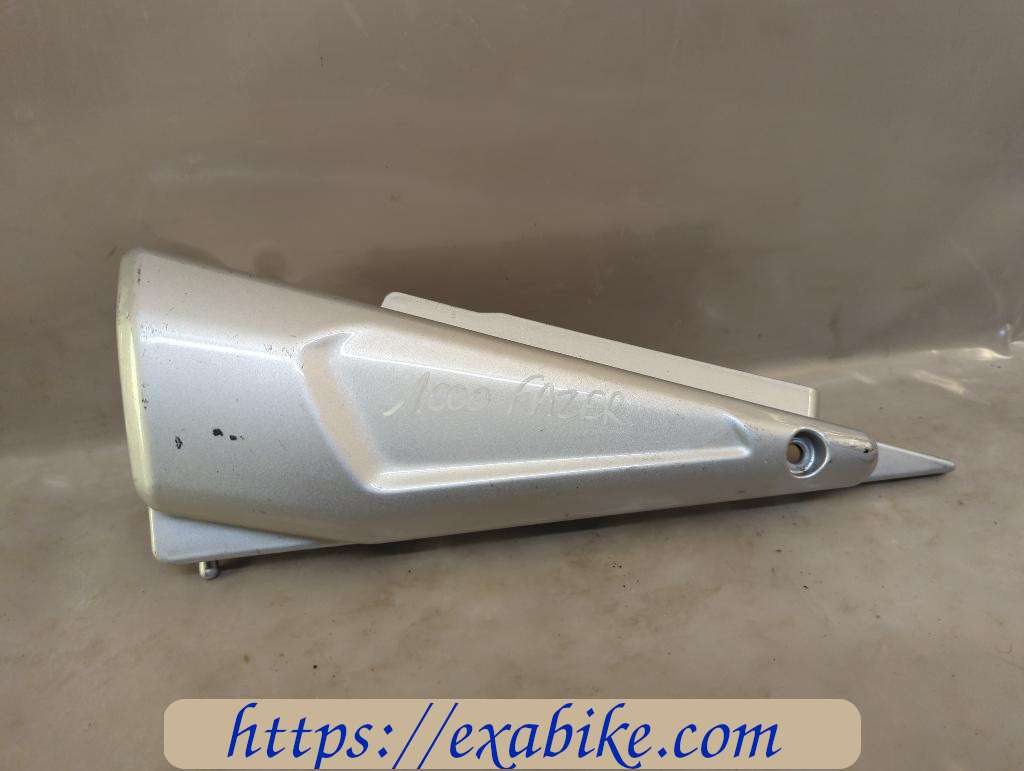 side cover, left Yamaha 1000 Fazer - photo 1