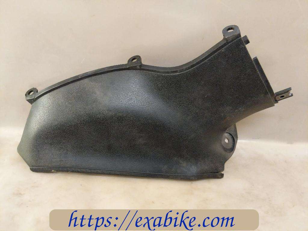 inner cowl, right Suzuki GSXR 1300 Hayabusa - photo 1