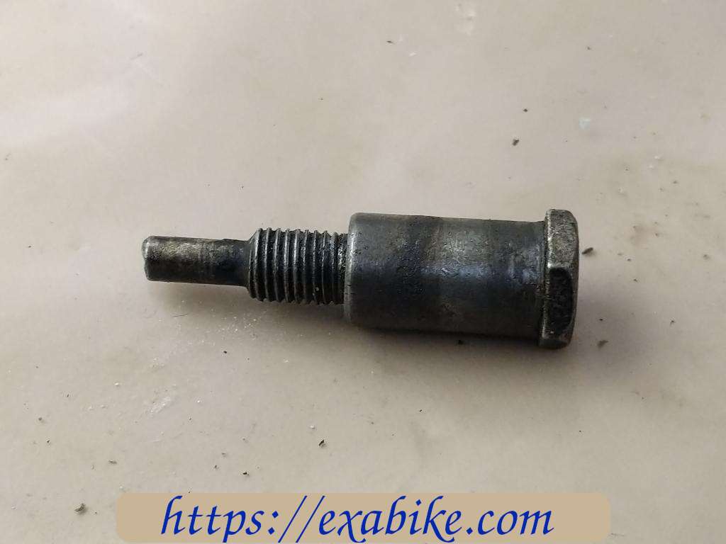 stand bolt Kymco Zing 125 - photo 1