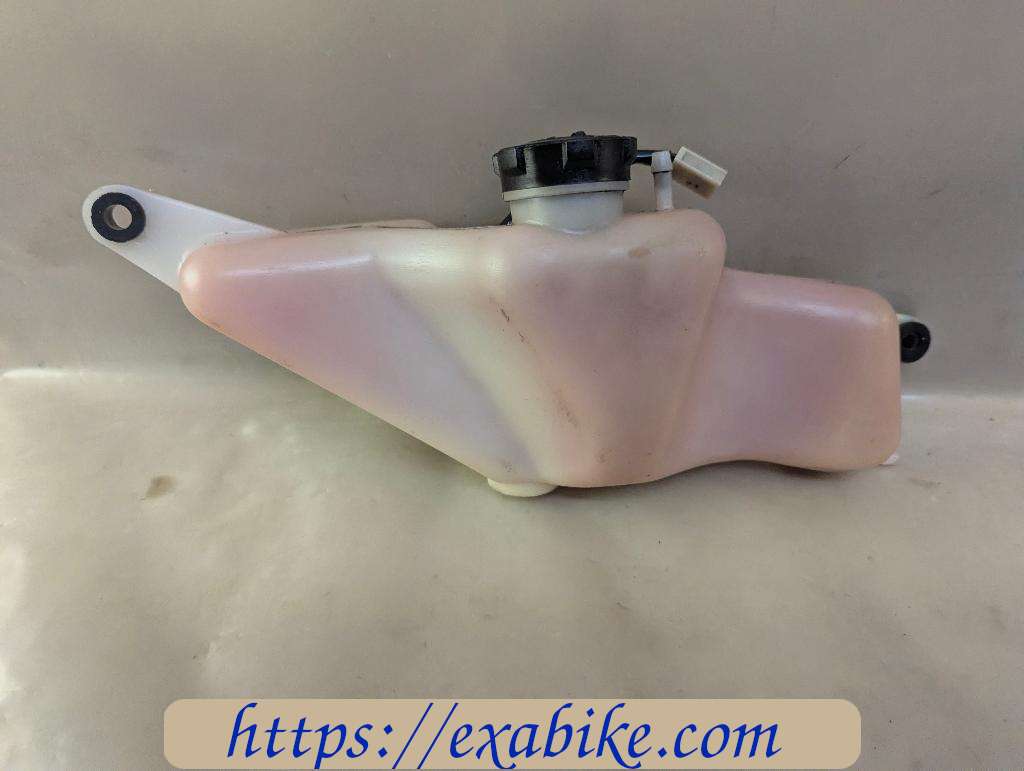 oil tank Yamaha TZR 125 - photo 1