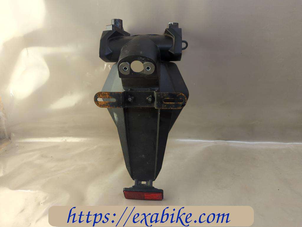 lower fender, rear Kawasaki ER-6 - photo 1