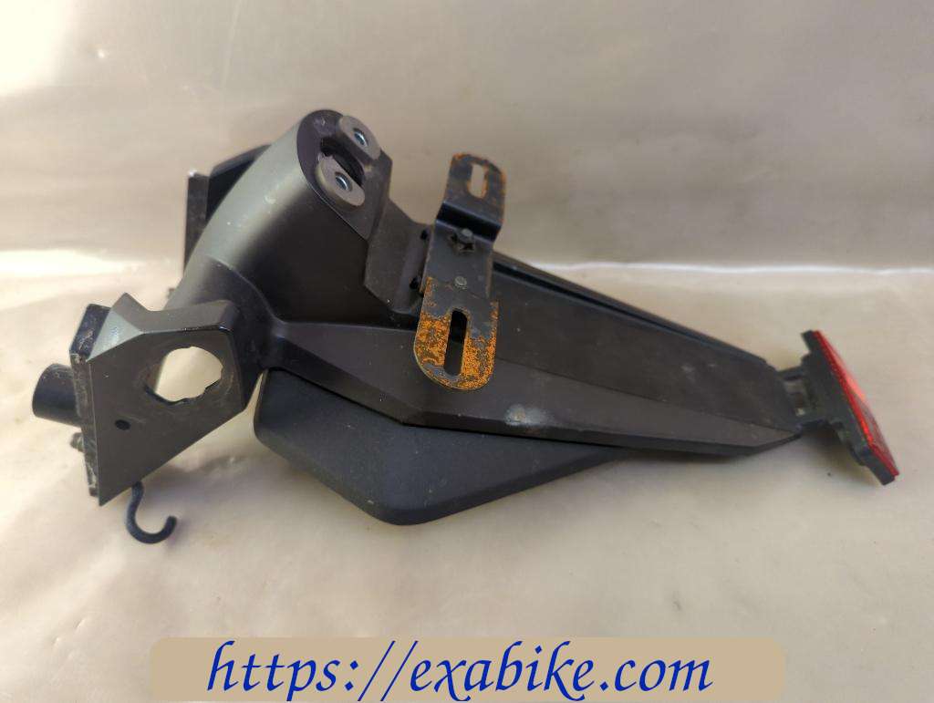 lower fender, rear Kawasaki ER-6 - photo 3