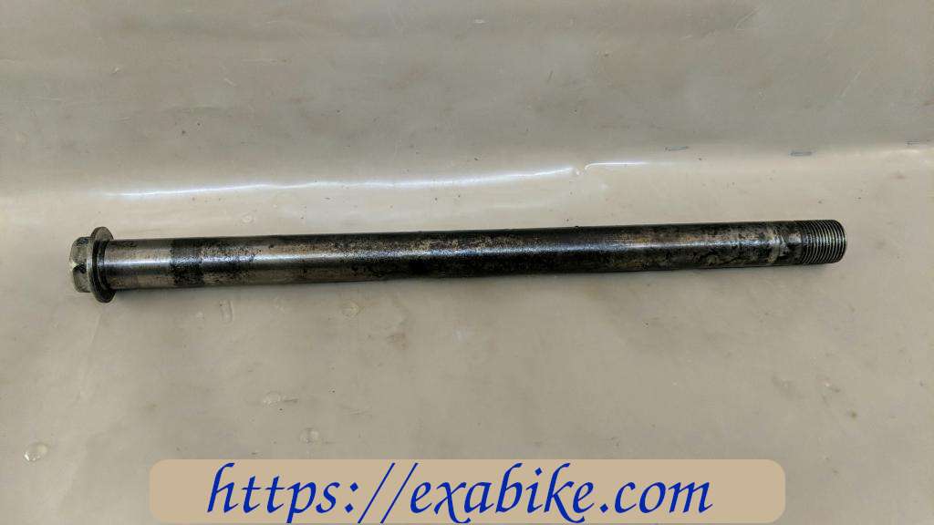 axe de roue arrière Kawasaki ZZR 1100 - photo 1