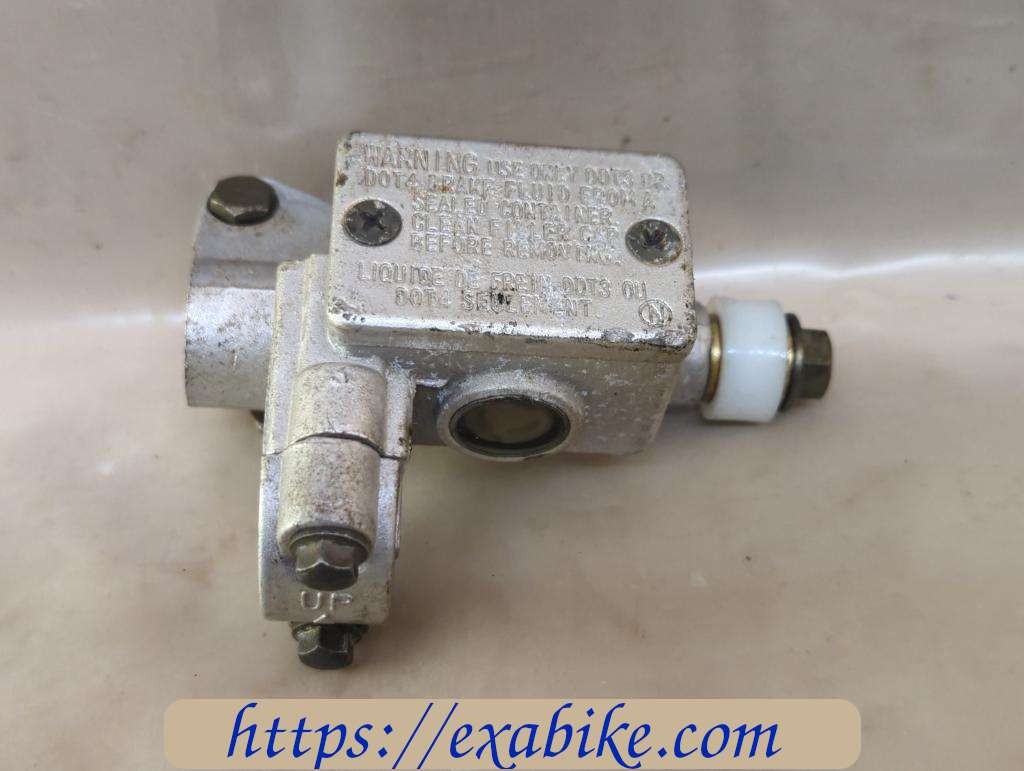 rear master cylinder Jonway GT 125 - photo 1