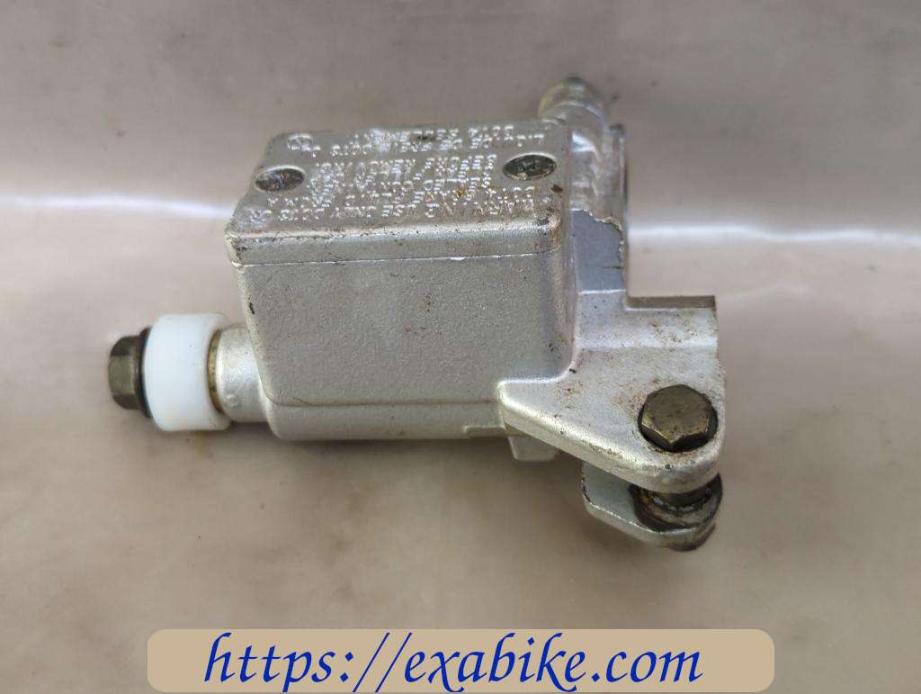 rear master cylinder Jonway GT 125 - photo 2