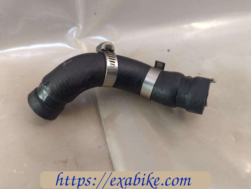water hose Honda Deauville 650 - photo 1
