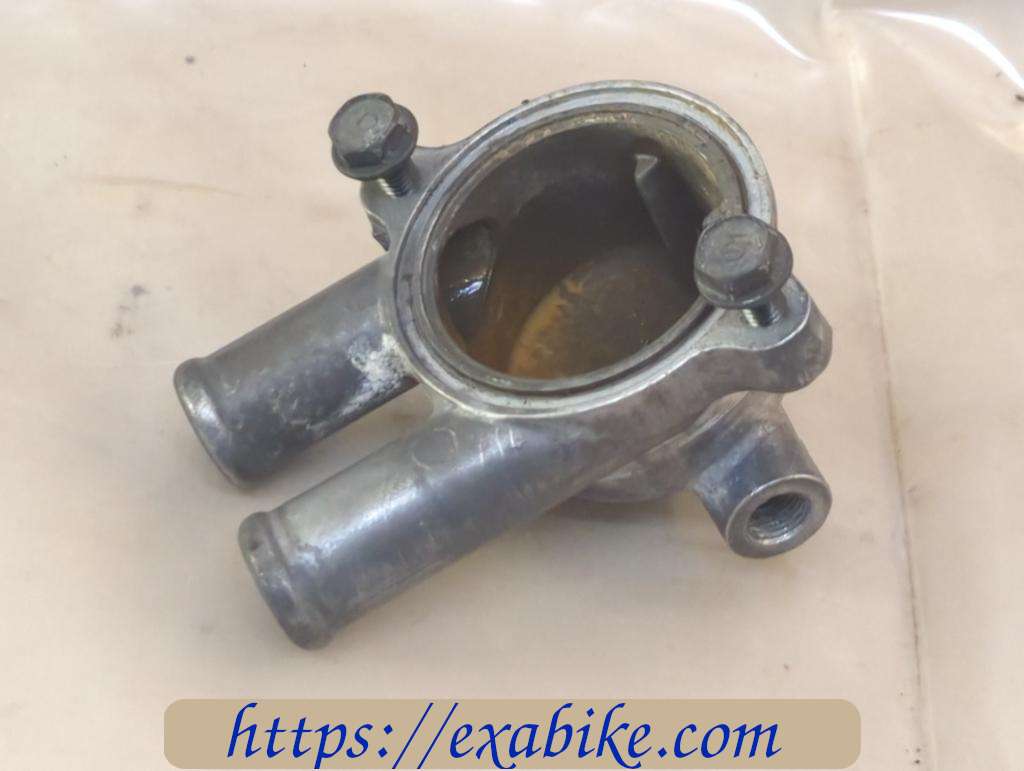 thermostat body Honda Deauville 650 - photo 1