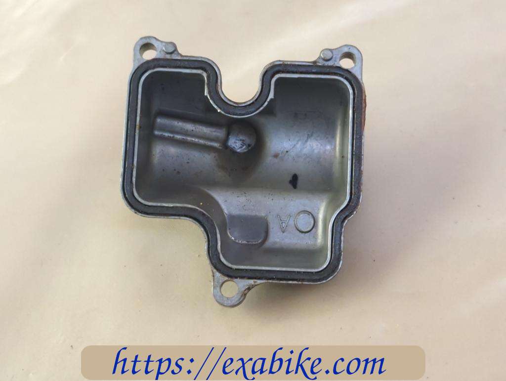 cuve de carburateur gauche Honda CBF 600 - photo 3