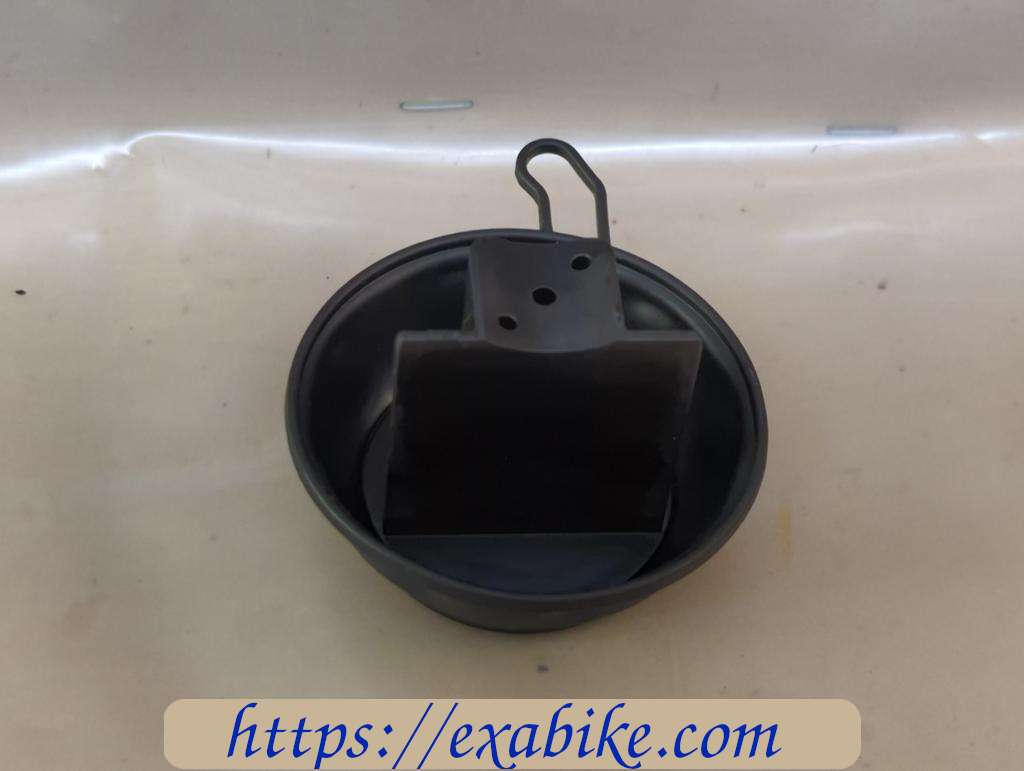 carburetor valve Honda CBF 600 - photo 2