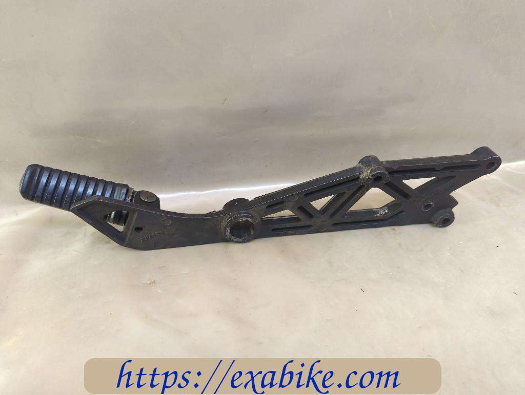 footrest plate, left Kawasaki GPZ 400 ZX - photo 2