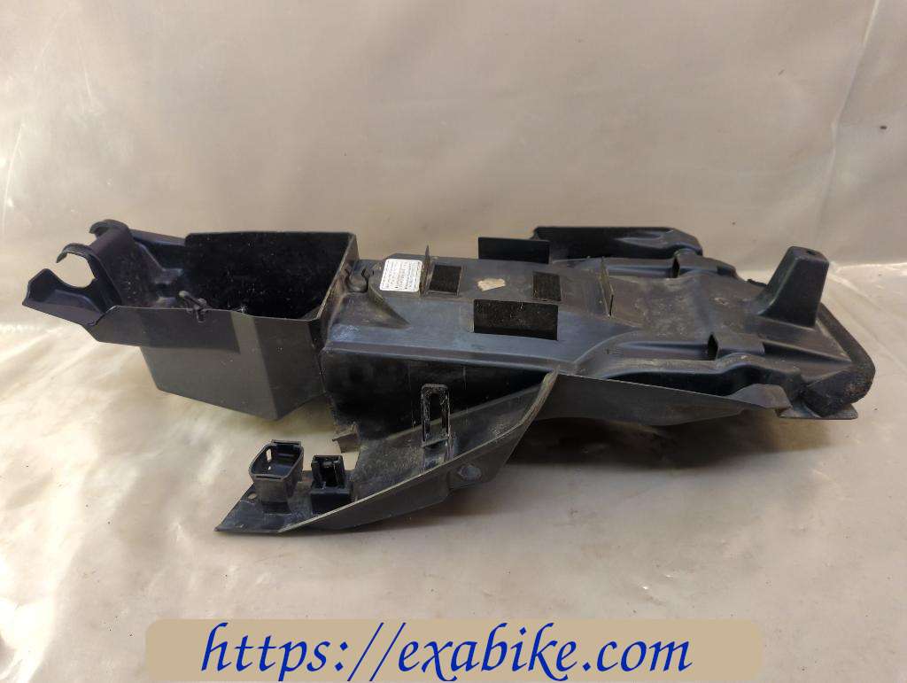 rear fender Honda Varadero 125 - photo 1