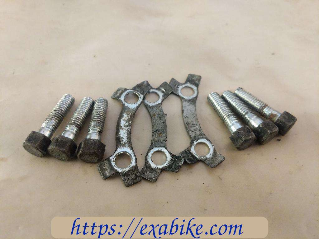 brake disc screws Yamaha XS 750 - photo 1