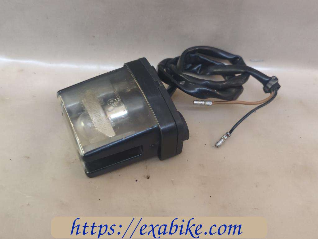 licence plate light Suzuki DR 800 - photo 1