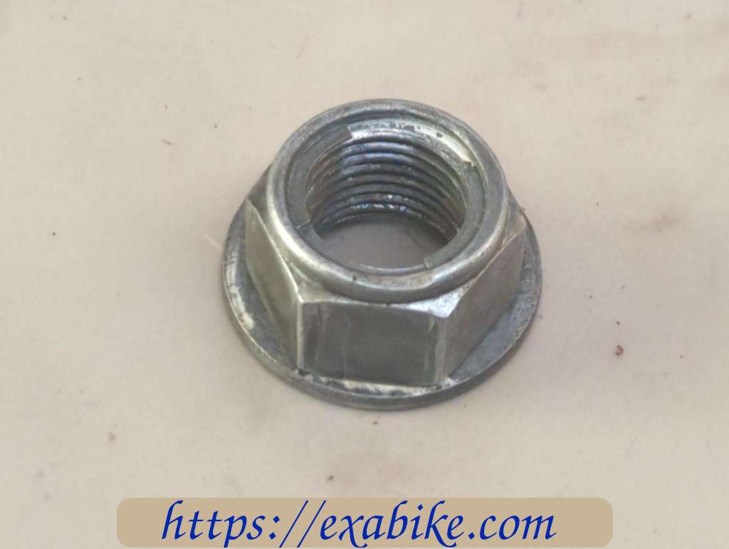 swingarm axle nut Suzuki DR 800 - photo 1