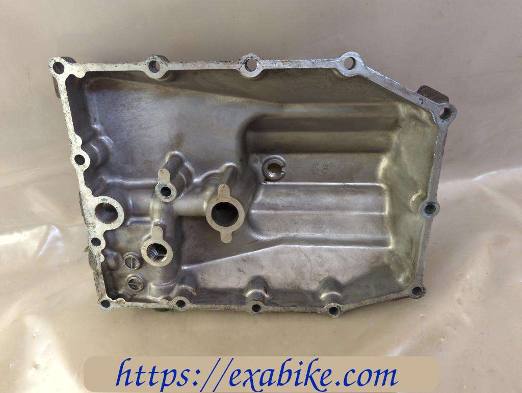 oil pan Suzuki GSXR1100W - photo 3