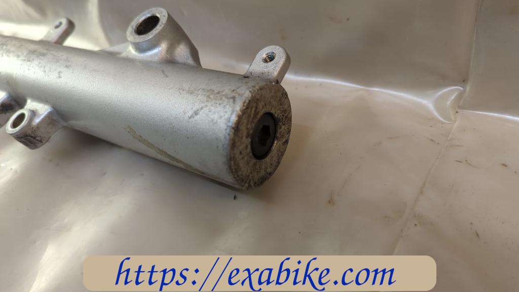 bras de fourche gauche Suzuki DR 800 - photo 4