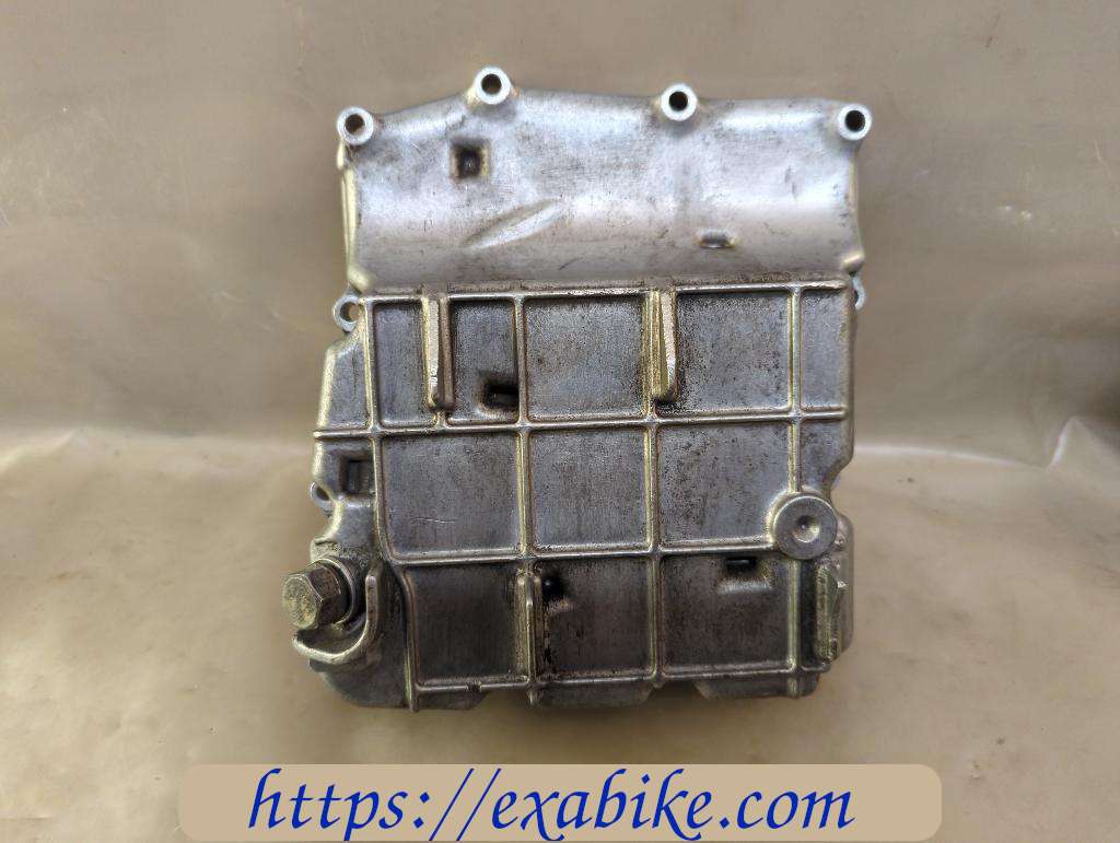 oil pan Honda VFC 750 - photo 1